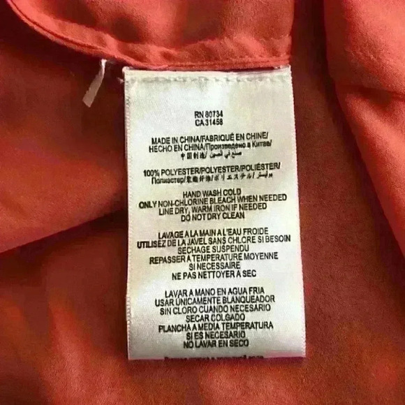 BCBG  MaxAzria Blouse Coral Semi Sheer Roll Up Sleeves Micropleated Medium EUC - Picture 6 of 9